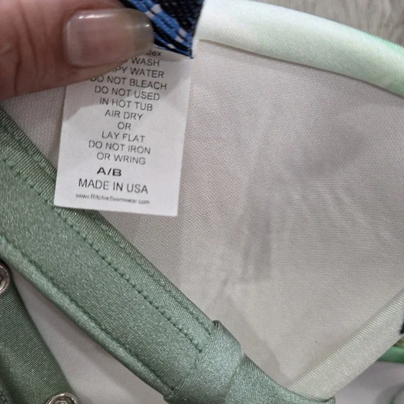 Green and White Camouflage Bikini - Picture 7 of 9